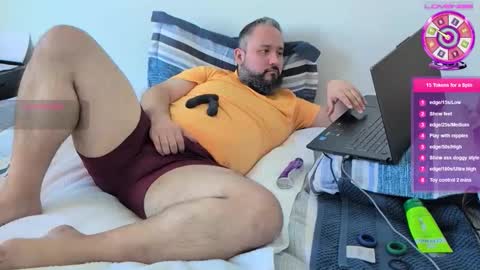 Snapshot of hairyman86 chatting on March 27, 2026, 10:53 pm hairyman86 online show from March 27, 2026, 10:53 pm