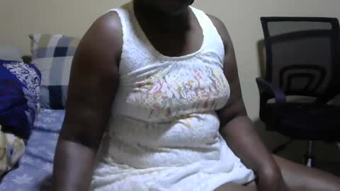 Snapshot of hairypussybigassy001 chatting on January 3, 2025, 7:49 am hairypussybigassy001 online show from January 3, 2025, 7:49 am