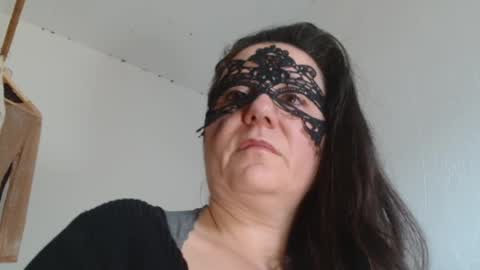 hairypussyxl online show from December 18, 2025, 2:45 pm