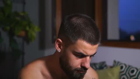 HairyRobXxX online show from September 12, 2025, 3:39 am