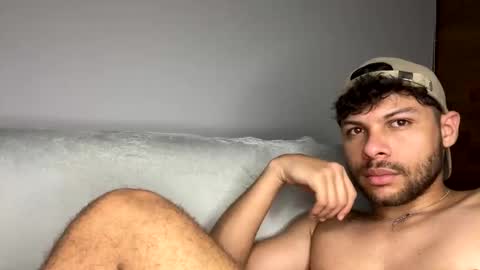 Independent       model  online show from February 10, 2025, 10:30 pm