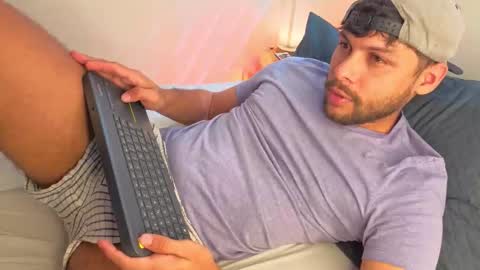 Snapshot of haku_kanjii chatting on January 16, 2026, 4:00 pm Independent model online show from January 16, 2026, 4:00 pm