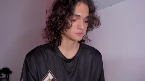 halan online show from January 17, 2025, 9:39 pm