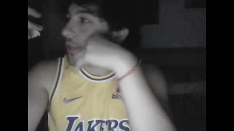 Snapshot of halfblood18 chatting on December 11, 2024, 1:26 am halfblood18 online show from December 11, 2024, 1:26 am