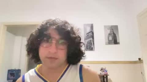 Snapshot of halfblood18 chatting on October 5, 2025, 1:04 am halfblood18 online show from October 5, 2025, 1:04 am