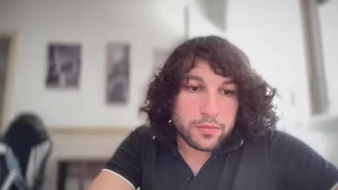 Snapshot of halfblood18 chatting on October 21, 2025, 9:15 pm halfblood18 online show from October 21, 2025, 9:15 pm