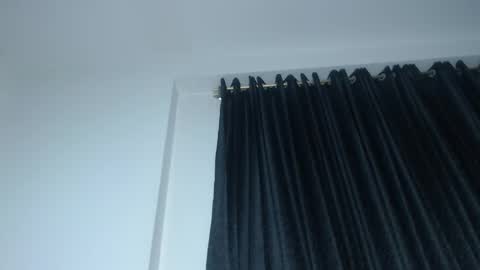 Snapshot of halley_raven chatting on October 18, 2025, 8:53 pm Halley Raven online show from October 18, 2025, 8:53 pm