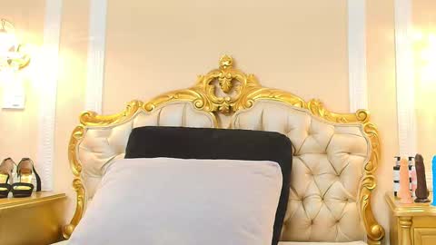 Hallie Stone online show from March 20, 2026, 12:21 pm