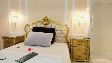 Hallie Stone online show from March 30, 2026, 12:17 pm