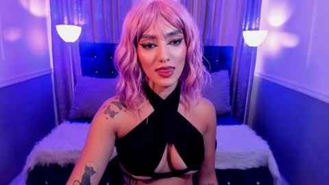 Halls Red online show from January 10, 2025, 8:59 pm