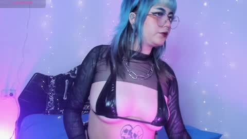 Snapshot of hallucigenia_sparza chatting on December 20, 2024, 11:21 am Hallu online show from December 20, 2024, 11:21 am