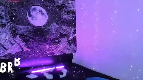 Snapshot of hallucigenia_sparza chatting on September 22, 2025, 11:07 pm Hallu online show from September 22, 2025, 11:07 pm