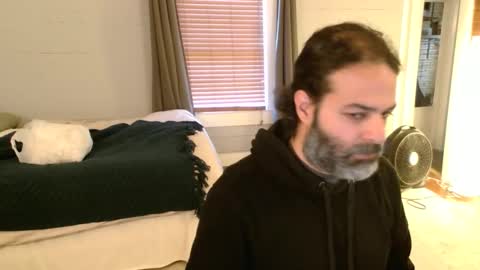 halycon2147818 online show from January 18, 2026, 4:22 pm