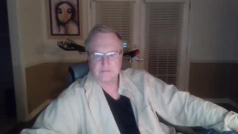 Han online show from October 31, 2025, 11:00 am