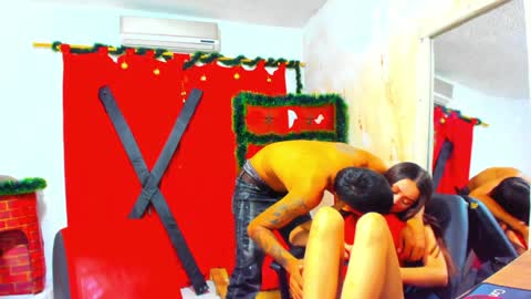 Hana and Zeta online show from January 23, 2025, 12:41 pm