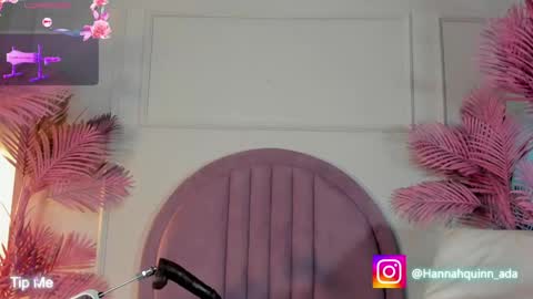 Snapshot of hanaahquinn chatting on April 24, 2026, 11:34 am hanaahquinn online show from April 24, 2026, 11:34 am