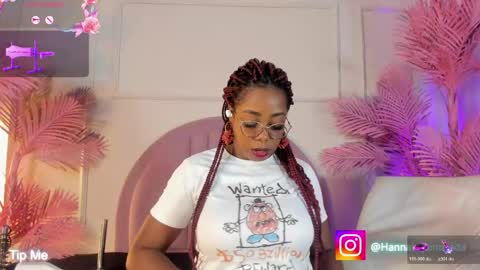 Snapshot of hanaahquinn chatting on April 30, 2026, 11:38 am hanaahquinn online show from April 30, 2026, 11:38 am