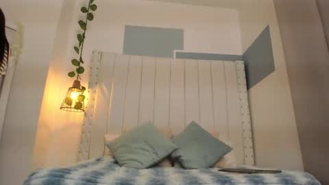 Snapshot of hanah_gray chatting on February 17, 2026, 11:07 am hanah_gray online show from February 17, 2026, 11:07 am