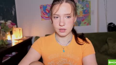 Snapshot of hanahwoods chatting on May 11, 2026, 12:05 am hanahwoods online show from May 11, 2026, 12:05 am