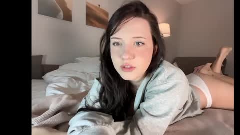 Snapshot of hanahwoods chatting on May 28, 2026, 2:31 am hanahwoods online show from May 28, 2026, 2:31 am