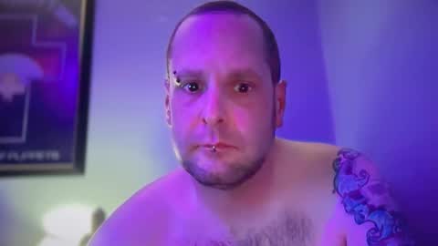 hand_banana_420 online show from November 4, 2025, 1:27 am