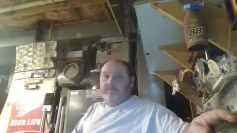 Snapshot of handiemanhere chatting on February 8, 2026, 7:12 am naked man online show from February 8, 2026, 7:12 am