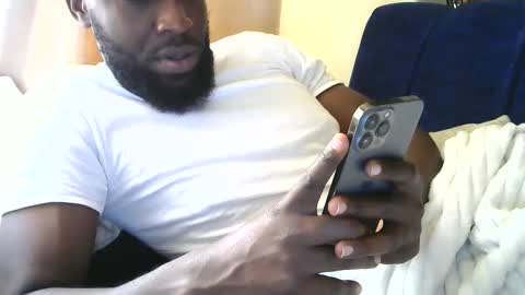 handsome king online show from September 24, 2025, 9:45 am