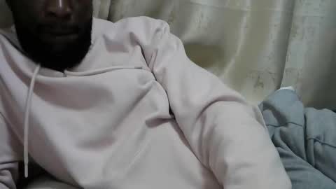 handsome king online show from November 10, 2025, 11:26 pm