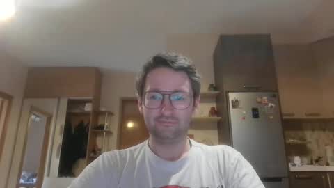 Snapshot of handsome_sasha chatting on February 4, 2025, 12:33 pm Sasha online show from February 4, 2025, 12:33 pm