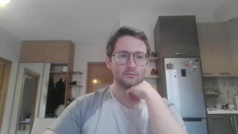 Snapshot of handsome_sasha chatting on February 5, 2025, 7:07 am Sasha online show from February 5, 2025, 7:07 am