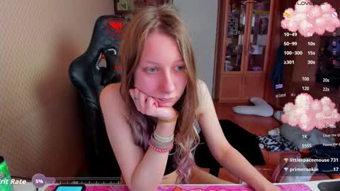 Mila online show from March 3, 2026, 6:52 am