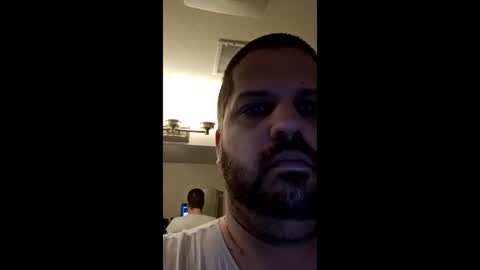 Handsomedaddy198923 online show from January 12, 2026, 7:41 pm