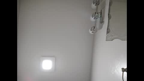 Handsomedaddy198923 online show from February 17, 2026, 7:38 am