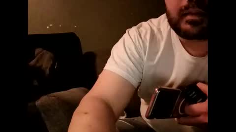 Handsomedaddy198923 online show from March 23, 2026, 4:16 am