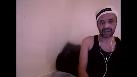 Snapshot of handsomepenis20cm chatting on November 27, 2025, 7:05 pm handsomepenis20cm online show from November 27, 2025, 7:05 pm