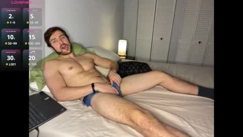 Snapshot of handsumhung chatting on October 3, 2025, 5:43 pm handsumhung online show from October 3, 2025, 5:43 pm