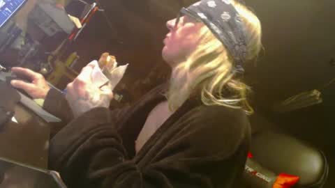 Snapshot of handyman5303 chatting on February 8, 2025, 11:12 am Handystudman online show from February 8, 2025, 11:12 am