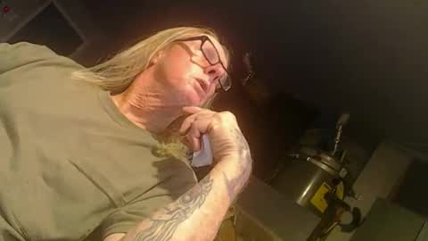 Handystudman online show from November 22, 2025, 10:47 am