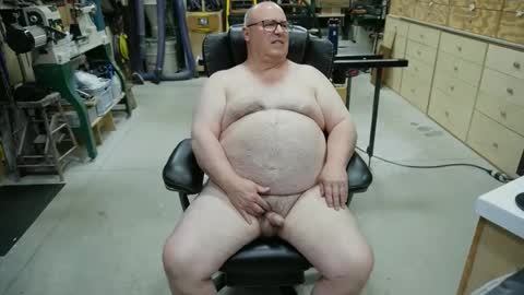 Handyman Chub online show from April 1, 2026, 8:04 am