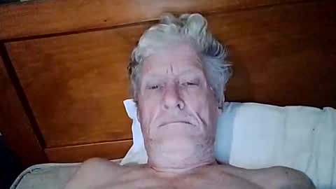 Thickcock4u online show from February 15, 2026, 5:15 am