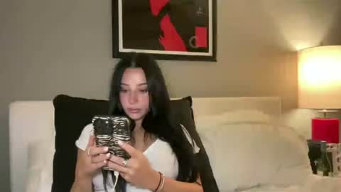 Snapshot of hangoutwithvanessa chatting on June 24, 2026, 3:49 am Vanessa online show from June 24, 2026, 3:49 am