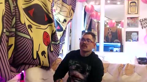 hank rams online show from December 24, 2024, 8:38 pm