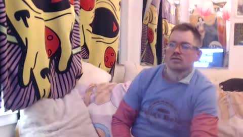 hank rams online show from December 18, 2025, 3:56 am