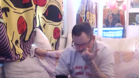 Snapshot of hankrams chatting on April 3, 2026, 6:39 pm hank rams online show from April 3, 2026, 6:39 pm