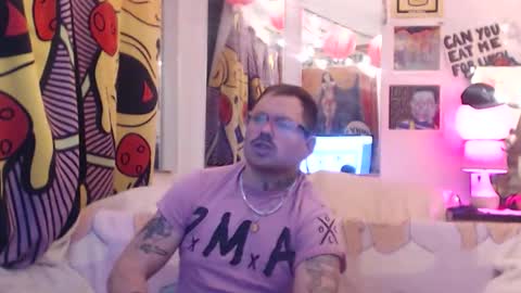 Snapshot of hankrams chatting on April 7, 2026, 1:28 am hank rams online show from April 7, 2026, 1:28 am