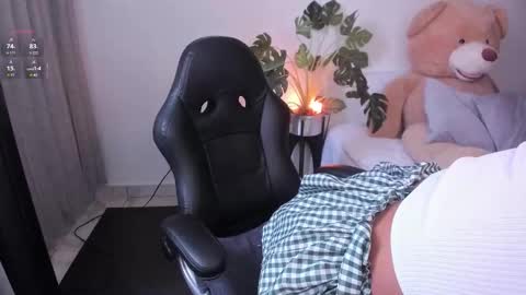 Snapshot of hanna_1sweet chatting on February 16, 2026, 7:21 pm hanna online show from February 16, 2026, 7:21 pm