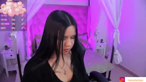 hanna  online show from February 5, 2026, 12:59 am