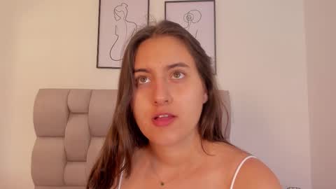 hanna__evans_ online show from September 18, 2025, 11:12 am