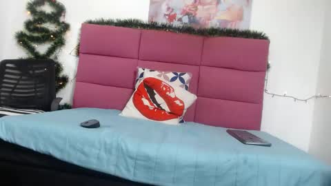 Hanna Palmer online show from December 18, 2024, 2:49 pm