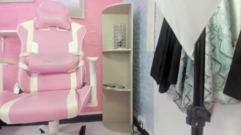  hanna  online show from February 22, 2026, 3:18 am